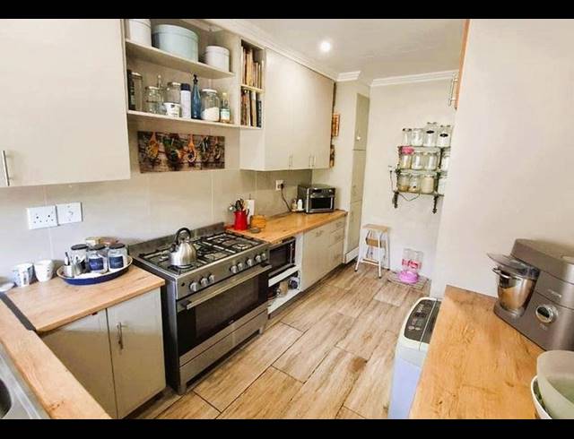 3 BEDROOM HOUSE FOR SALE IN GLEN MARAIS